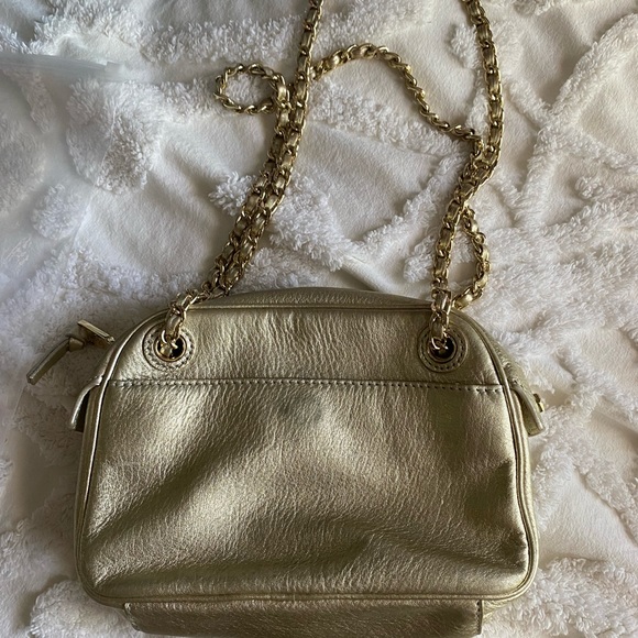 SOLD Tory Burch gold metallic purse - Picture 3 of 5